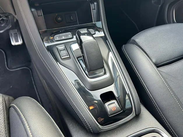 Opel Grandland X 1.6 Hybrid4 Excellence Automatik