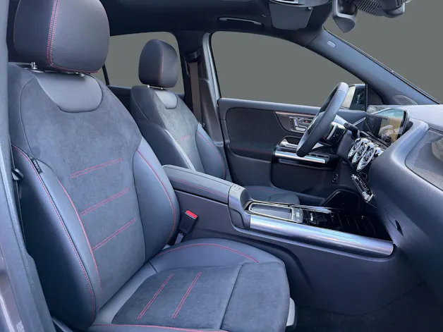 Mercedes-Benz GLA 250 4Matic 8G-DCT Swiss Star