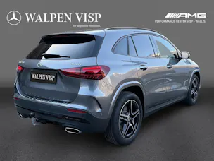 Mercedes-Benz GLA 250 4Matic 8G-DCT Swiss Star