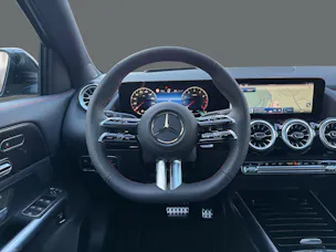 Mercedes-Benz GLA 250 4Matic 8G-DCT Swiss Star