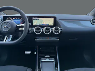 Mercedes-Benz GLA 250 4Matic 8G-DCT Swiss Star