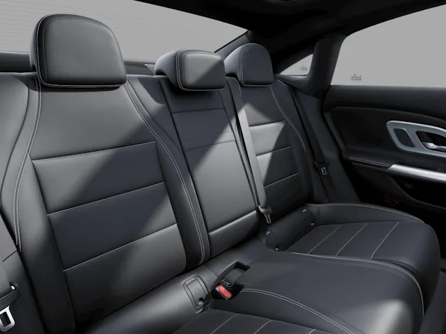 Mercedes-Benz CLA 200 AMG Line 4MATIC