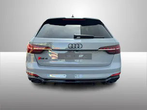 Audi RS4 Avant quattro tiptronic