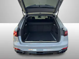 Audi RS4 Avant quattro tiptronic