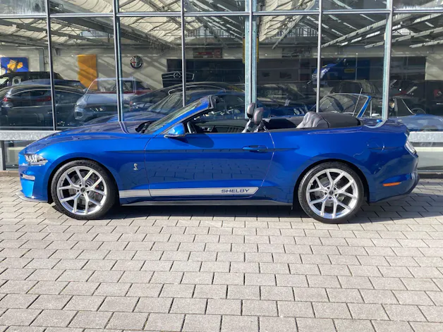 Ford Mustang Convertible 5.0 V8 GT Automat