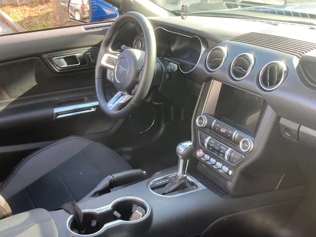 Ford Mustang Convertible 5.0 V8 GT Automat