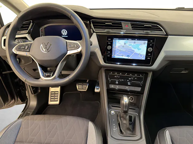 VW Touran 1.5 TSI Goal DSG R-Line