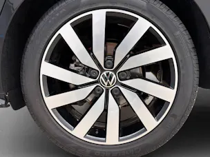 VW Touran 1.5 TSI Comfort DSG R-Line