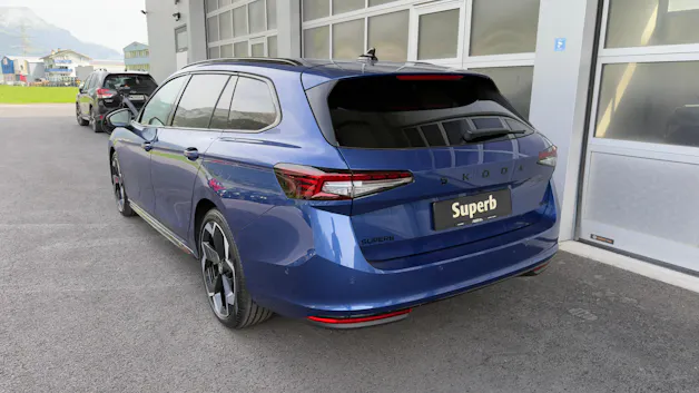 Škoda Sup. SL 2.0 TSI 265PS 7DSG 4x4 2000ccm 265PS/195kW 4 Zylinder TSI Benzin