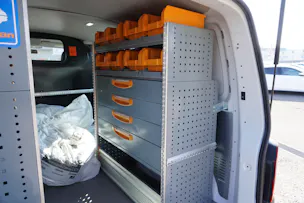 VW T6.1 2.0 TDI TDI EINBAU-SCHRÄNKE!!!