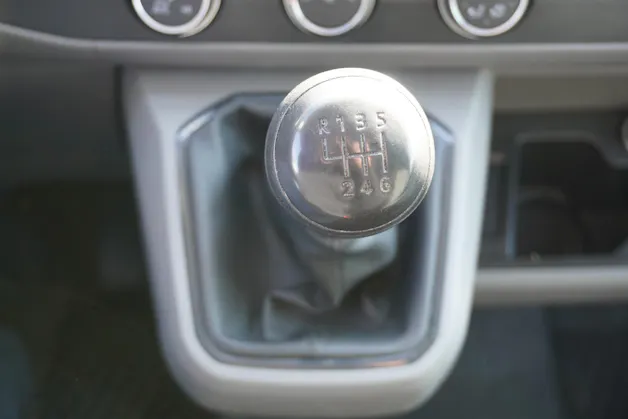 VW T6.1 2.0 TDI TDI EINBAU-SCHRÄNKE!!!