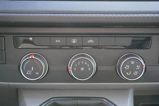 VW T6.1 2.0 TDI TDI EINBAU-SCHRÄNKE!!!