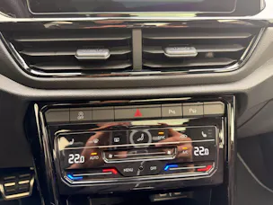 VW T-Roc R-LINE 4 MOTION *** TOP AUSSTATTUNG ***