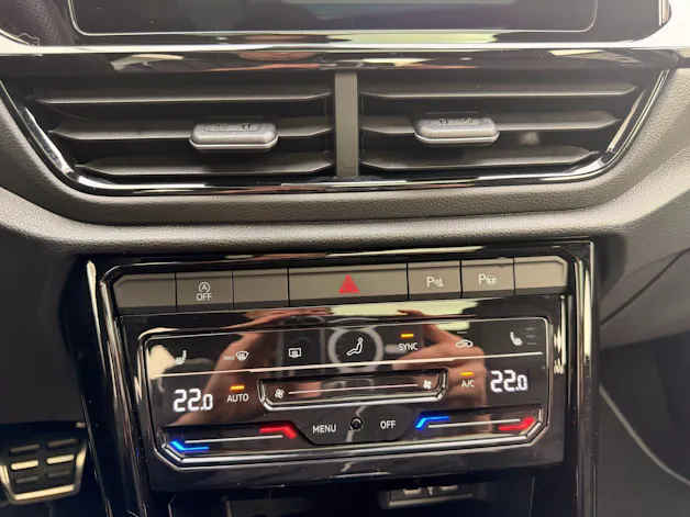 VW T-Roc R-LINE 4 MOTION *** TOP AUSSTATTUNG ***