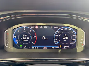 VW T-Roc R-LINE 4 MOTION *** TOP AUSSTATTUNG ***