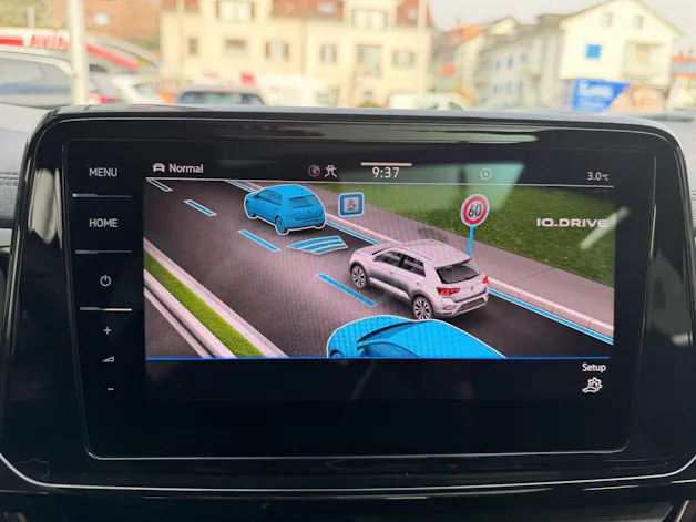 VW T-Roc R-LINE 4 MOTION *** TOP AUSSTATTUNG ***