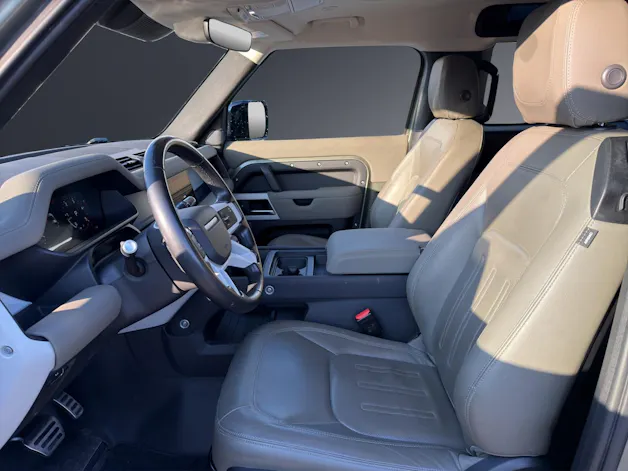 Land Rover Defender 90 3.0D I6 250 S AT8