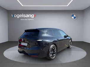 BMW iX xDrive40 Launch Edition
