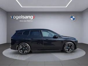 BMW iX xDrive40 Launch Edition