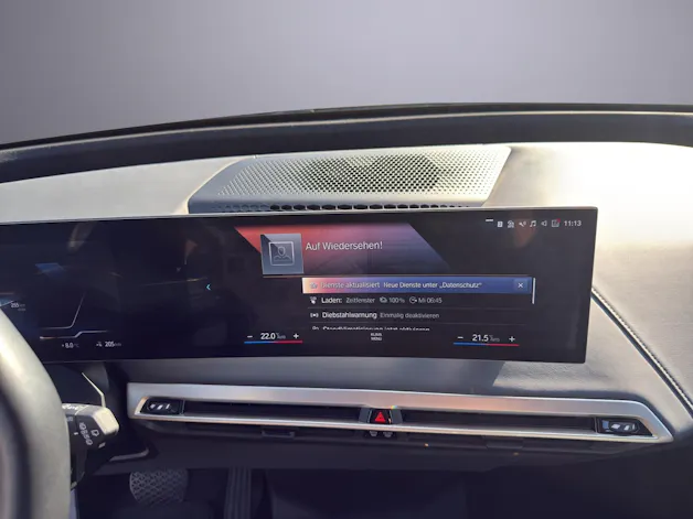 BMW iX xDrive40 Launch Edition