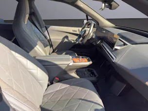 BMW iX xDrive40 Launch Edition