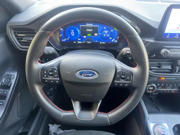 Ford Kuga 2.5 Hybrid ST-Line X 4x4