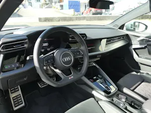 Audi S3 Sportback TFSI quattro S-tronic