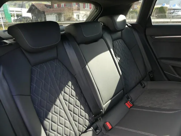 Audi S3 Sportback TFSI quattro S-tronic