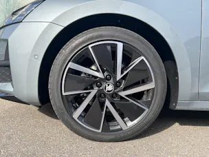 Škoda Octavia Combi 2.0 TSI DSG Dynamic 4x4