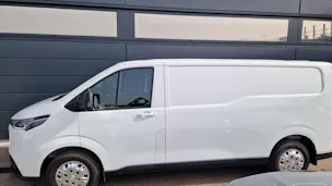 Maxus eDeliver 7 L2 4WD 88 KWh