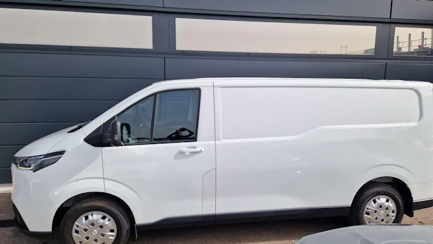 Maxus eDeliver 7 L2 4WD 88 KWh
