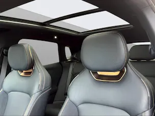 Lynk & Co 08