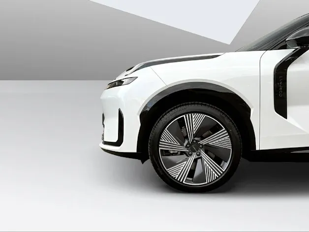 Lynk & Co 08