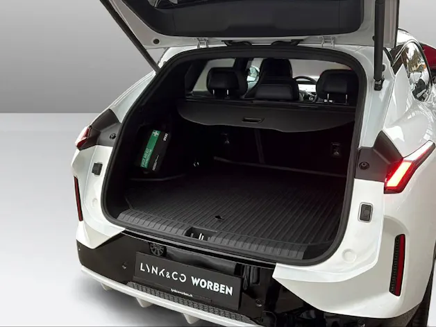 Lynk & Co 08
