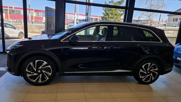MG MGS6 Luxury 77KWh 4 WD