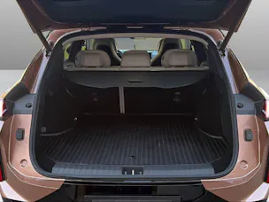 Lynk & Co 08
