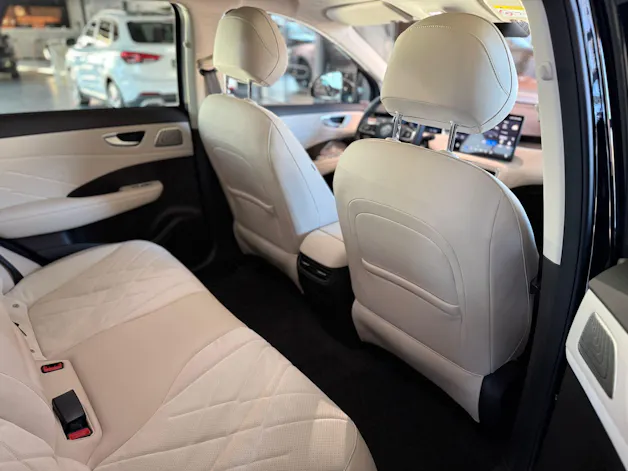 MG S6 EV 77kWh Luxury AWD