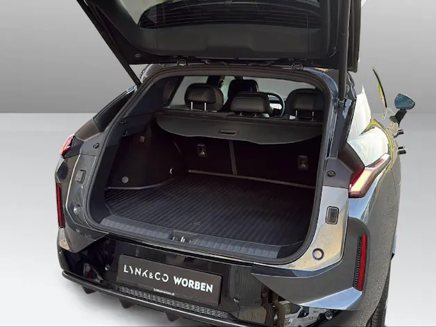 Lynk & Co 08