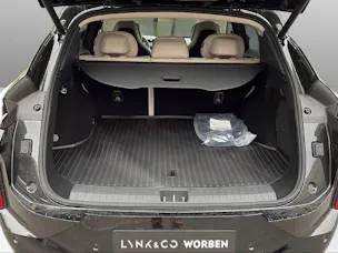 Lynk & Co 08