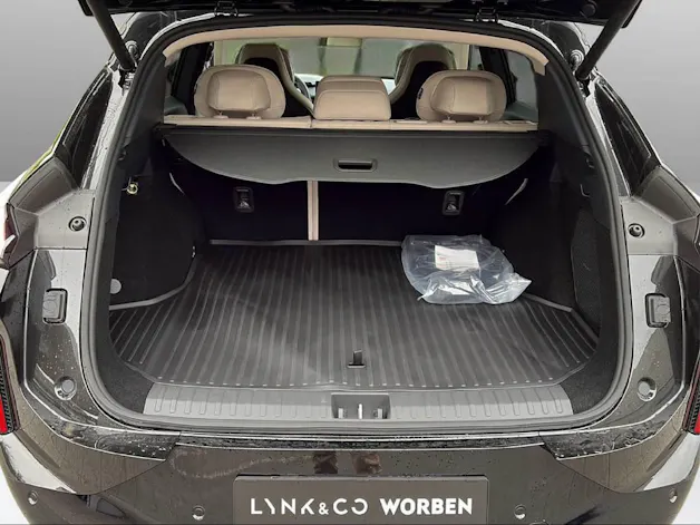 Lynk & Co 08