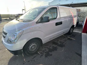 Hyundai H-1 Cargo 2.5 CRDi HP 5-Türen / Portes / Porte