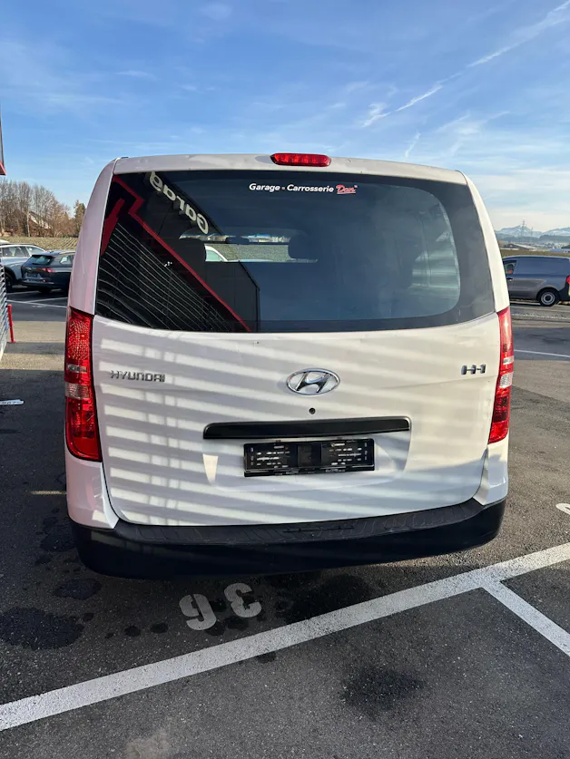 Hyundai H-1 Cargo 2.5 CRDi HP 5-Türen / Portes / Porte