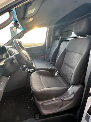 Hyundai H-1 Cargo 2.5 CRDi HP 5-Türen / Portes / Porte
