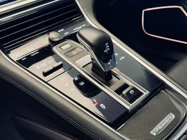 Porsche Panamera Turbo Sport Turismo PDK