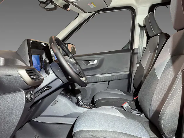 Ford Tourneo Courier 1.0 EcoBoost Titanium