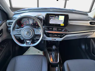 Suzuki Swift 1.2 Sakura Top Hybrid CVT
