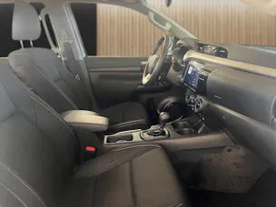 Toyota Hilux Double Cab.-Pick-up 2.4 D-4D 150 Comfort