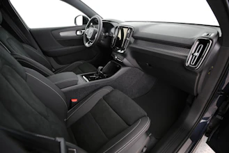 https://vehicle.imgix.net/4217955/f05e2fe9-3c16-4d50-94d0-4e1f6577cd7c.jpg