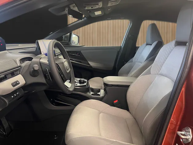 Toyota C-HR+ Premium AWD
