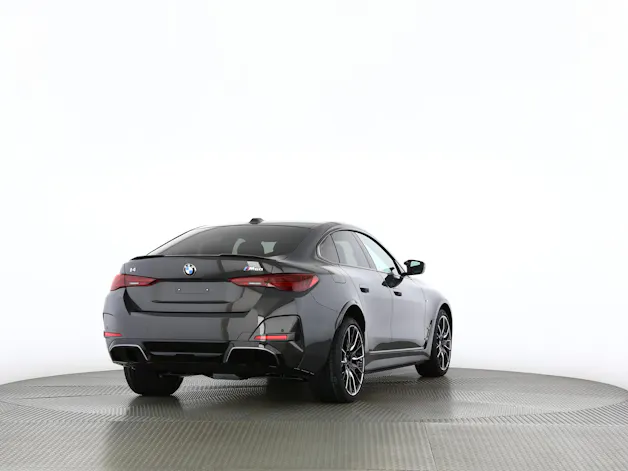 BMW i4 M60